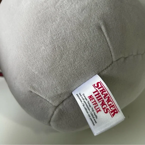 Stranger Things Squishmallows - Picture 10 of 10